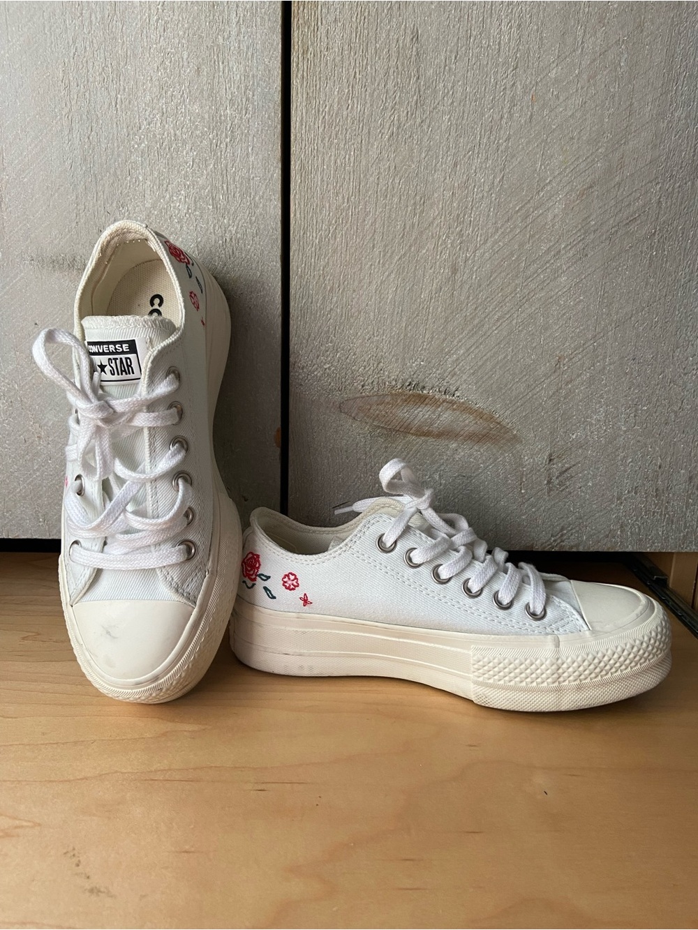 Converse Chuck Taylor Embroidery Platform Shoe